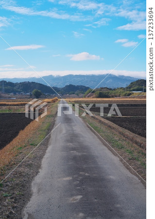 A view of the Aoyama Plateau, covered in blue skies and the first spring wind, from Isshiki-cho, Tsu City 137233694