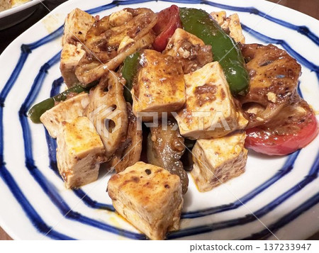 Delicious mapo eggplant stir-fry with lotus root and paprika Delicious mapo eggplant stir-fry with lotus root and paprika 137233947