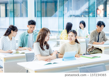University lectures University lectures 137234365