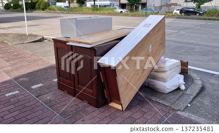 笨重的垃圾 笨重的垃圾 137235481