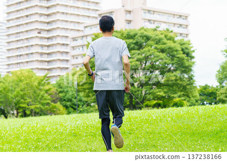 中間人慢跑 137238166