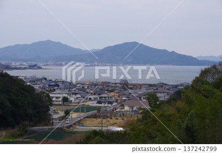 View of Mount Tsuruba from the Matsubara district in Higashikagawa City, Kagawa Prefecture 137242799