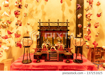 （靜岡縣）女兒節文化公園女兒人偶館，懸掛式女兒人偶裝飾 137251025