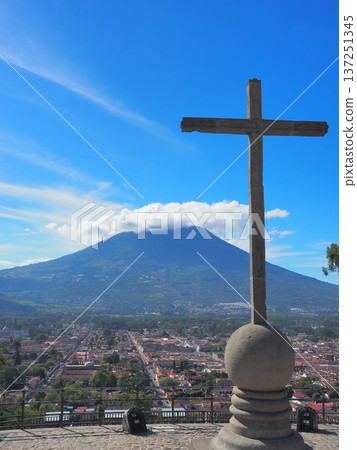 安提瓜的安息之地,十字架山 安提瓜的安息之地,十字架山 137251345