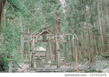 福井平泉寺白山神社 137251876