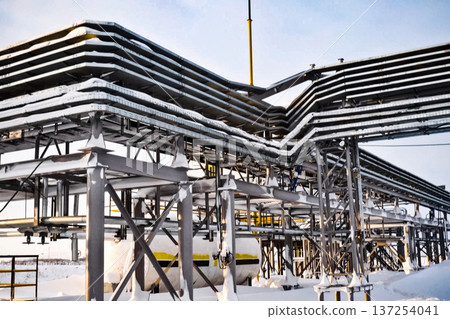Oil refinery Construction of an oil industrial facility 137254041