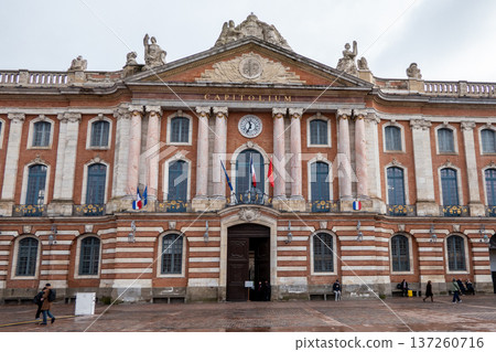 France, Toulouse, facade of the Capitole de Toulouse, the city hall and the Capitole Theatre. France, Toulouse, facade of the Capitole de Toulouse, the city hall and the Capitole Theatre. 137260716