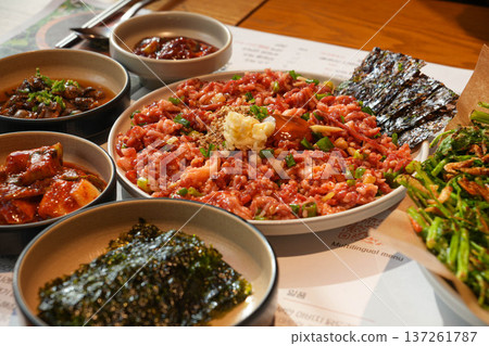 Traditional Korean Beef Tartare Yukhoe 137261787