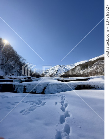 Hakuba River and the Happo Ridge in the Northern Alps 137265627