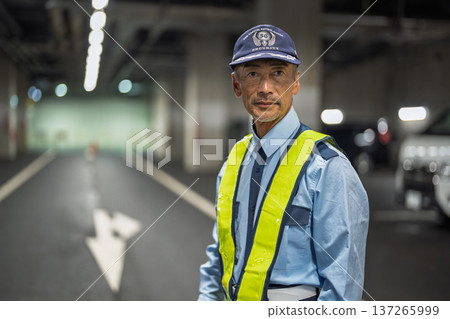 Security guard, traffic control officer, senior man Security guard, traffic control officer, senior man 137265999