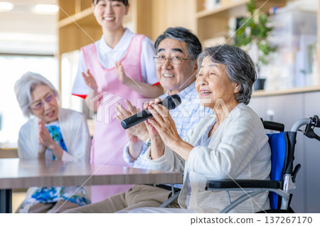 Recreation in the elderly home 137267170