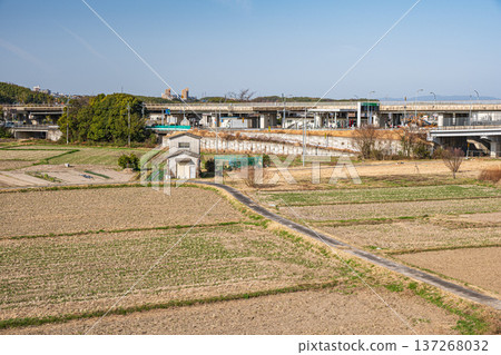 Spring rural scenery, Kyotanabe City, Kyoto Prefecture Spring rural scenery, Kyotanabe City, Kyoto Prefecture 137268032