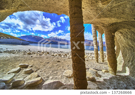 Crowley Lake Stone Columns and Sierra Nevada Mountains with Dramatic Lake View Crowley Lake Stone Columns and Sierra Nevada Mountains with Dramatic Lake View 137268666