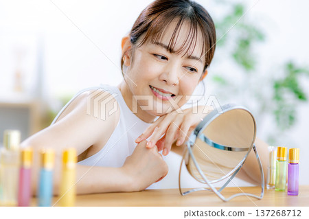 中美女性與美麗的皮膚 137268712