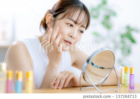 中美女性與美麗的皮膚 137268713
