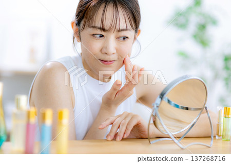 中美女性與美麗的皮膚 137268716