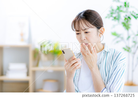 擔心，女人，女士 137268725