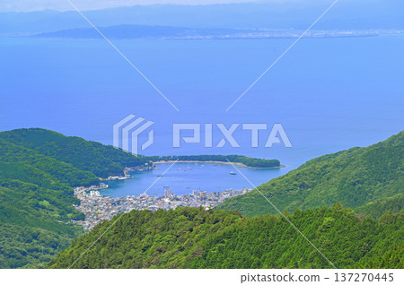 Izu Peninsula: Toda Fishing Port and Suruga Bay from Kodarumayama on the Izu Mountain Ridge Trail 137270445