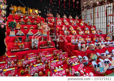 Setoi Seto Himaki Hinamatsuri Setoi Seto Himaki Hinamatsuri 137271911