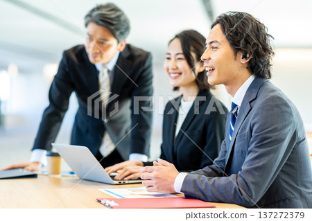 商人見面 137272379