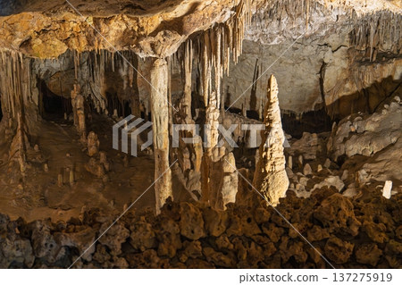 Exploring the Majestic Caves of Mallorica A Journey into Subterranean Wonders and Geological Art Exploring the Majestic Caves of Mallorica A Journey into Subterranean Wonders and Geological Art 137275919