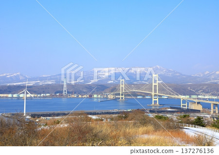 從宿津公園的觀景台上可以看到白鳥橋 137276136