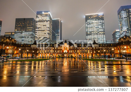 Rainy night in Tokyo Rainy night in Tokyo 137277807
