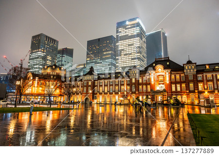 東京的雨夜 137277889
