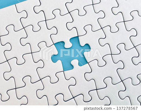 Jigsaw puzzle (blue background) Jigsaw puzzle (blue background) 137278567
