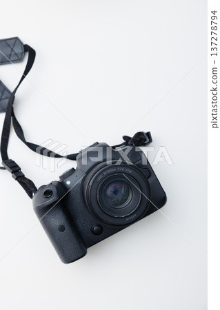 單眼相機拍攝的影像 137278794