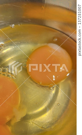 Raw Egg 202501 (2) 137281007