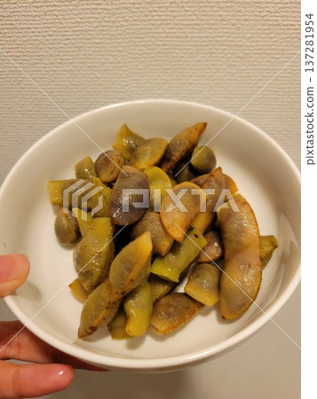 Black edamame Black edamame 137281954