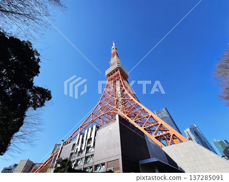 Tokyo Tower, a major landmark and communications tower in Minato, Tokyo, Japan. Tokyo Tower, a major landmark and communications tower in Minato, Tokyo, Japan. 137285091