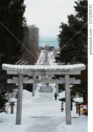 從神社望出去的大海 137290545
