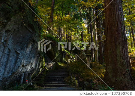 Autumn in Yamagata City, Yamagata Prefecture - Autumn leaves at the approach to Risshakuji Temple (Yamadera) Autumn in Yamagata City, Yamagata Prefecture - Autumn leaves at the approach to Risshakuji Temple (Yamadera) 137290708