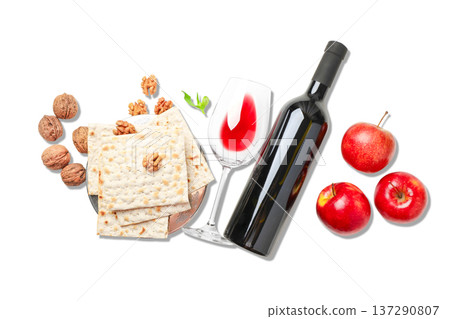 Passover foods: wine, matzah, apples, walnuts, isolated, PNG Passover foods: wine, matzah, apples, walnuts, isolated, PNG 137290807