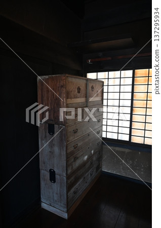 Chests and shoji screens in an old Japanese house Chests and shoji screens in an old Japanese house 137295934