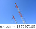 起重機正用於橋樑施工 137297185