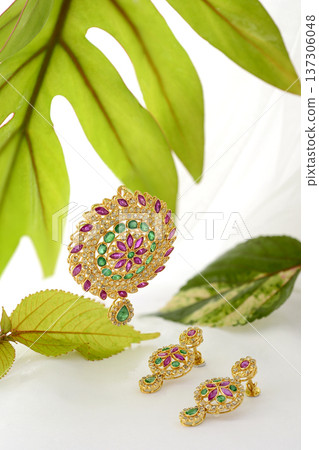 Indian Gold jewelry photo shoot Indian Gold jewelry photo shoot 137306048
