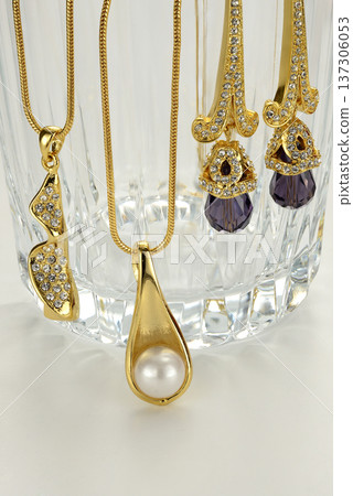 Indian Gold jewelry photo shoot Indian Gold jewelry photo shoot 137306053