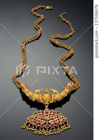 Indian Gold jewelry photo shoot Indian Gold jewelry photo shoot 137306076
