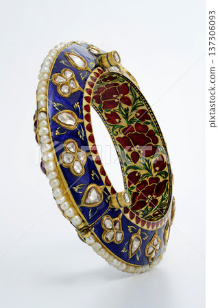 Indian Gold jewelry photo shoot Indian Gold jewelry photo shoot 137306093