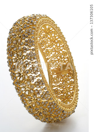 Indian Gold jewelry photo shoot Indian Gold jewelry photo shoot 137306105