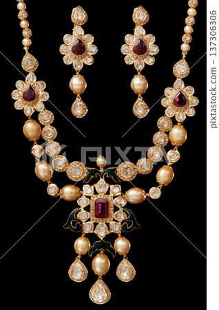 Indian Gold jewelry photo shoot Indian Gold jewelry photo shoot 137306306