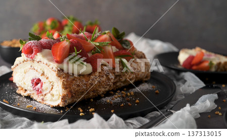 Meringue roll cake Meringue roll cake 137313015