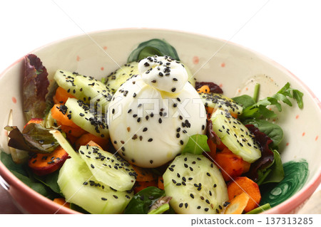 Burrata with Tomato and Avocado Salad Burrata with Tomato and Avocado Salad 137313285