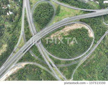 highway highway 137313330