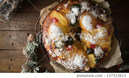 Bolo do Rei or King's Cake Bolo do Rei or King's Cake 137313613