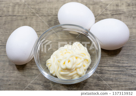 蛋黃醬  137313932