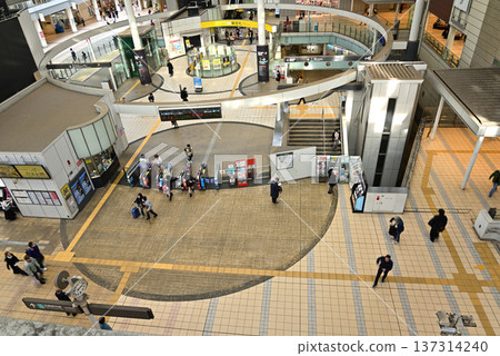 東急田園都市線多摩廣場站街景 東急田園都市線多摩廣場站街景 137314240